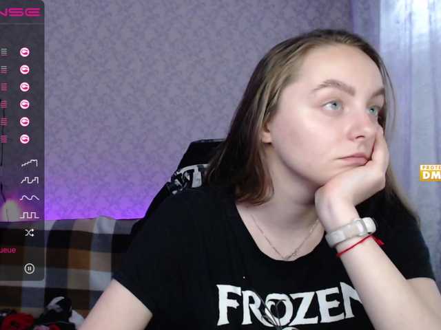 Live sex webcam photo for Littlexterry #268935776