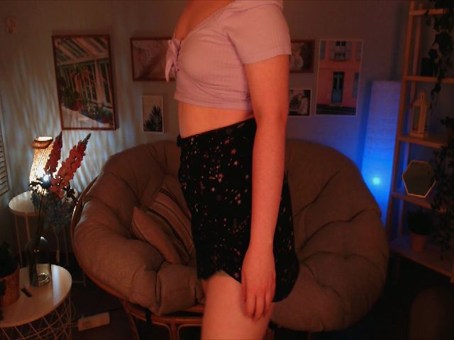 Live sex webcam photo for DafnaRey #268936731