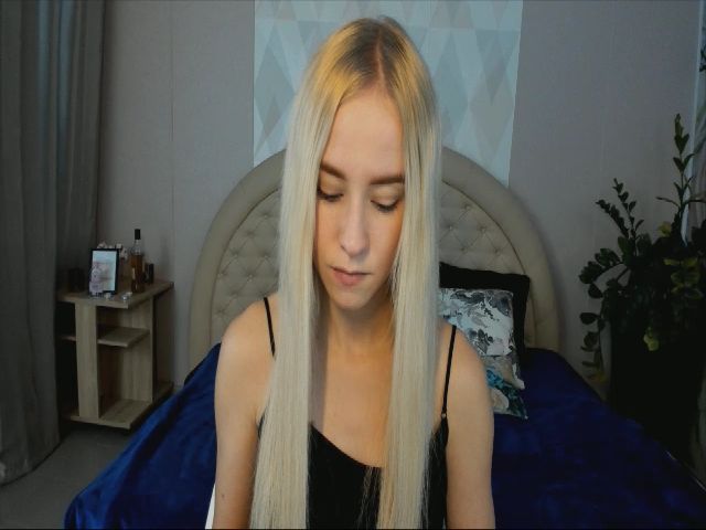 Live sex webcam photo for Tery_Hether #268941940