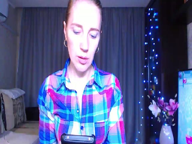 Live sex webcam photo for Oly_nice_ #268942416