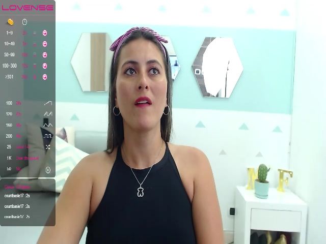 Live sex webcam photo for Kate_Stewart #268944455