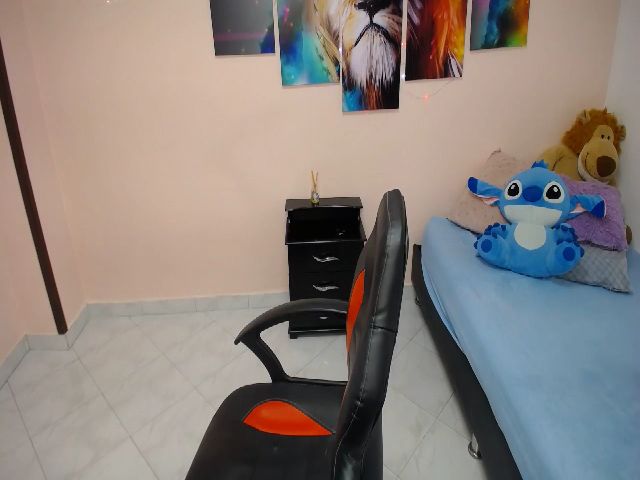 Live sex webcam photo for ANETTE_ALVES #268942601