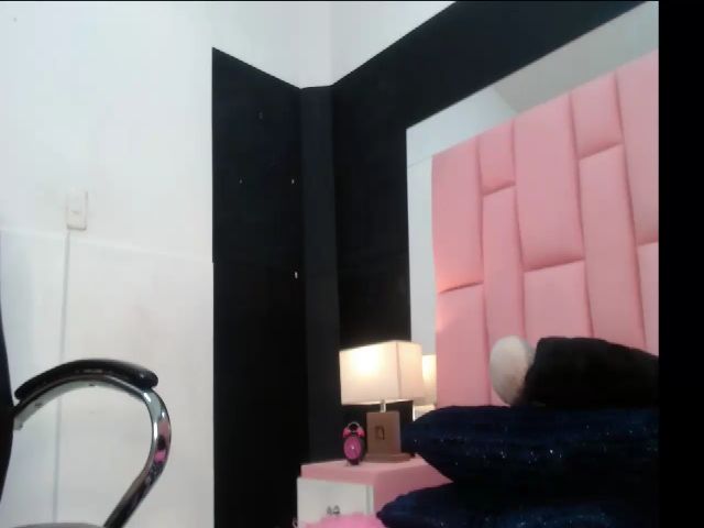 Live sex webcam photo for avriljhonson #268929448