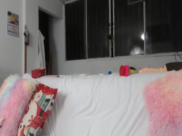 Live sex webcam photo for Akeishaa_ #268929794