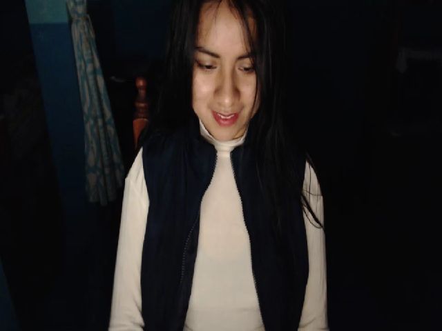 Live sex webcam photo for Hairy_Young1 #268936584