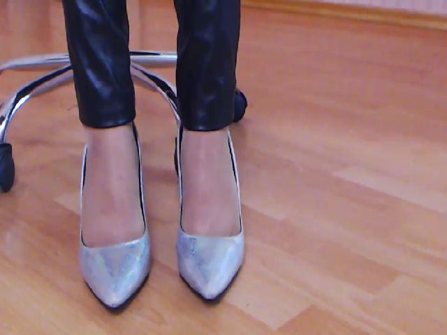 Live sex webcam photo for MilaRomanova1 #268934713