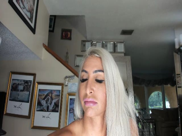 Live sex webcam photo for ADRIANA_FOX #268938764