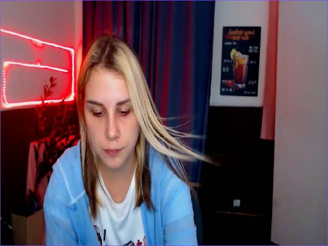 Live sex webcam photo for PolliMilk #268933266