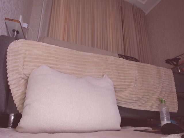 Live sex webcam photo for YouTubad #268933505