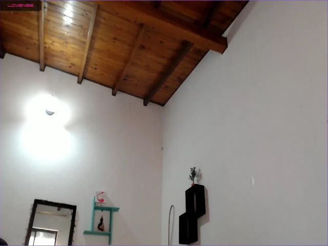 Live sex webcam photo for Lisa_Gerrard_ #268937365