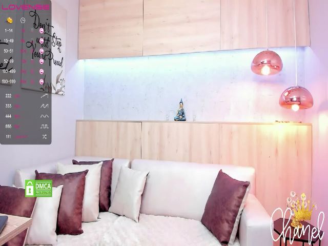 Live sex webcam photo for Chaneladams_ #268937814