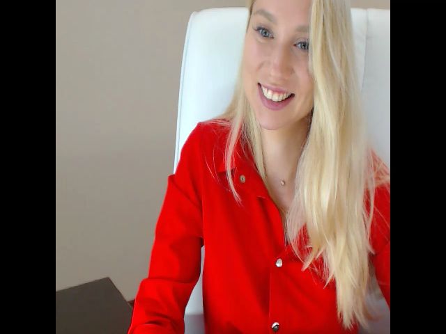 Live sex webcam photo for Miss_Sylvia #268939592