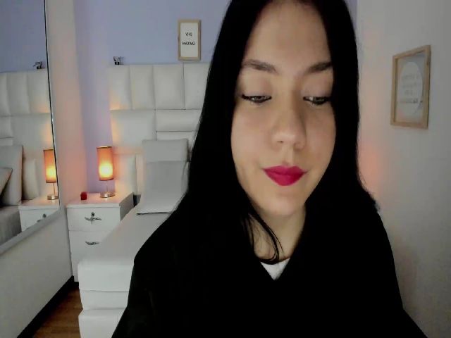 Live sex webcam photo for Rebeca__grey #268937284