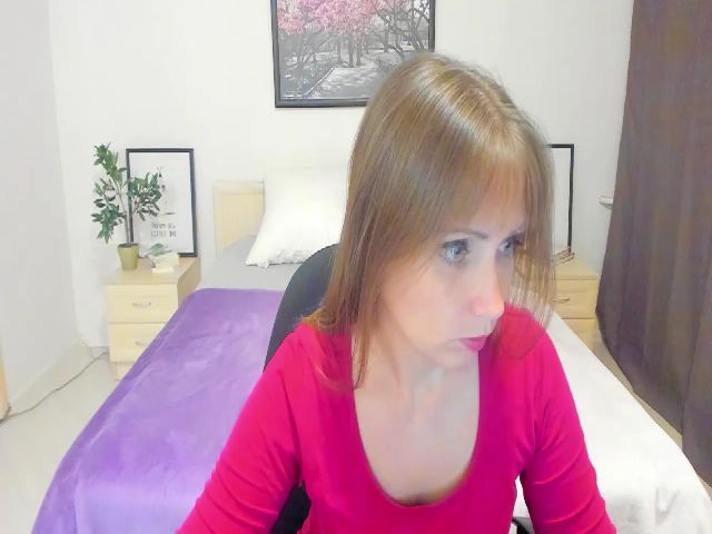 Live sex webcam photo for SharlottaTis #268939683