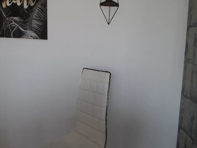 Live sex webcam photo for Rose4Lucy #268932802