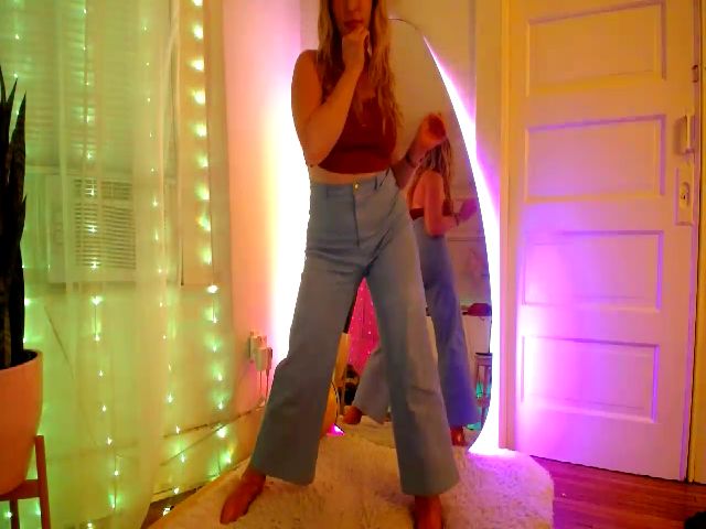 Live sex webcam photo for RascalTV #268930943