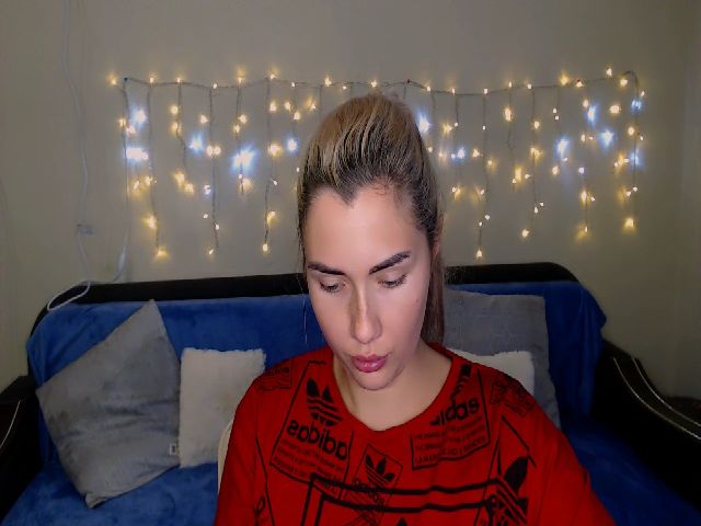 Live sex webcam photo for TrishKlein #268934767