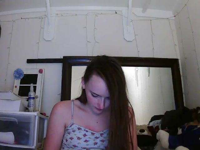 Live sex webcam photo for moonpixie2002 #268934186