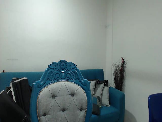 Live sex webcam photo for BLUE_DIAMOND3 #268928668