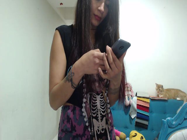 Live sex webcam photo for BLUE_DIAMOND3 #268942169