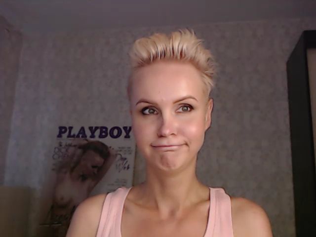 Live sex webcam photo for Kara_Queen #268939077