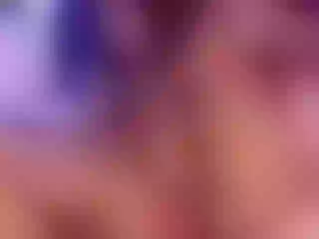 Live sex webcam photo for MegannGlow #268926066