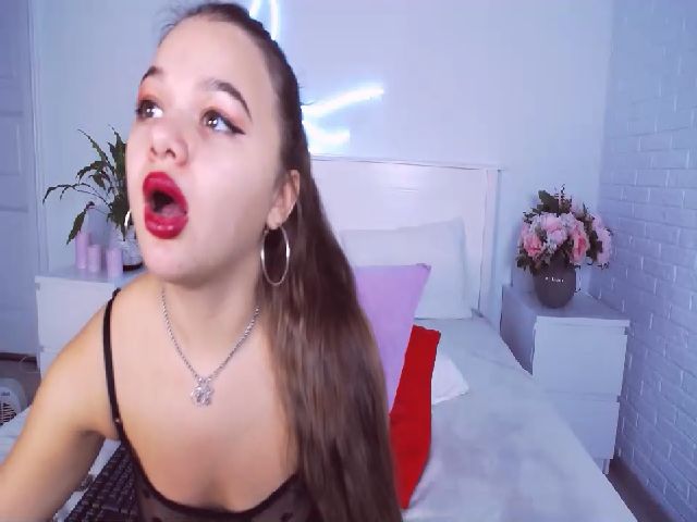 Live sex webcam photo for LilRapunzel #268933861