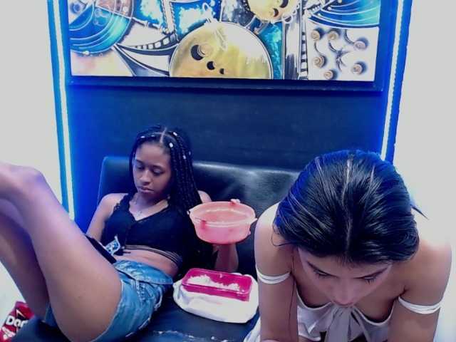 Live sex webcam photo for duohotgirls #268926629