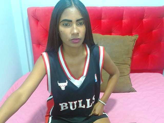 Live sex webcam photo for chantalhothx #268941719