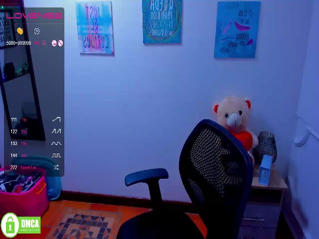 Live sex webcam photo for Molly__Hill #268944823