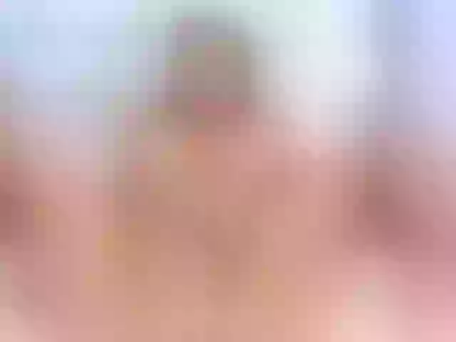 Live sex webcam photo for RoseValcke #268940176