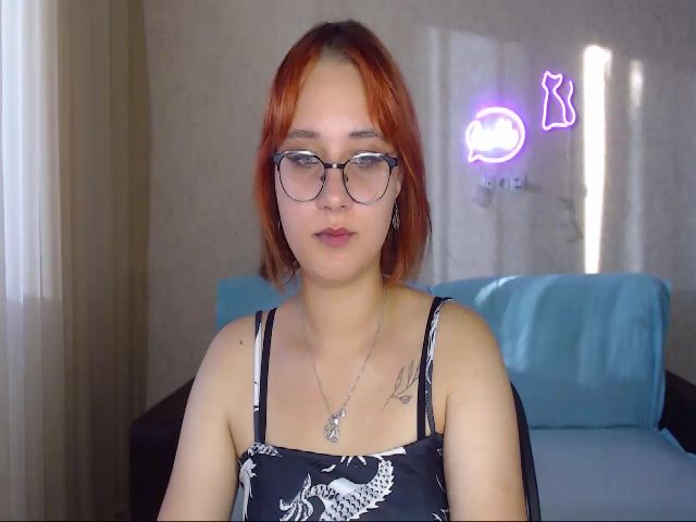 Live sex webcam photo for Star_Laura #268938115