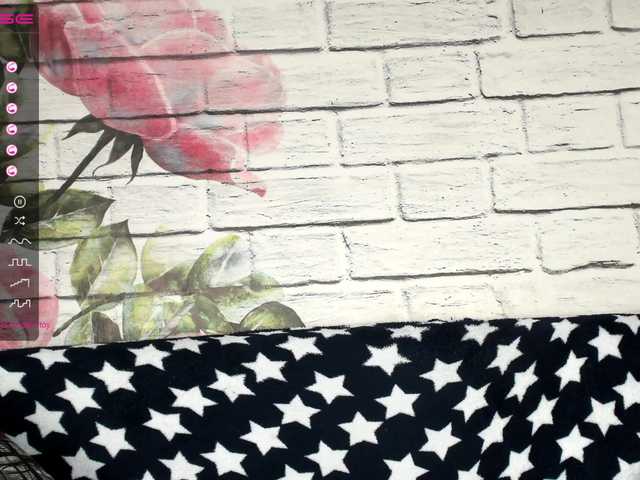 Live sex webcam photo for Swetty-Pie #268960579