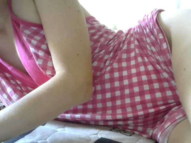 Live sex webcam photo for Saraoff82 #268951605