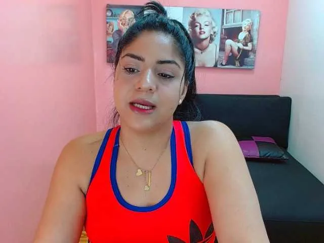 Live sex webcam photo for SweetDollx #268962134