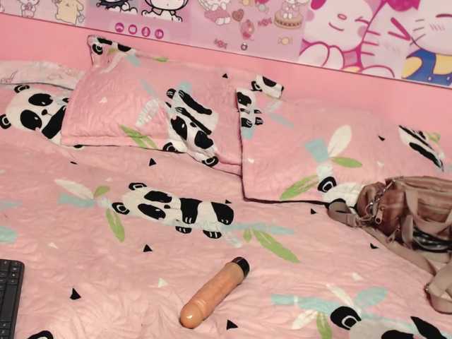 Live sex webcam photo for marilyn-eas #268962031