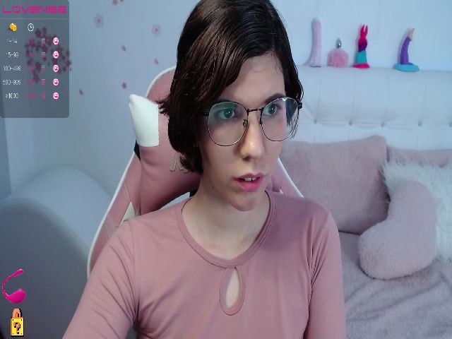 Live sex webcam photo for Eligos69 #268949346