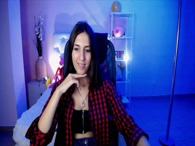 Live sex webcam photo for SoloVB #268950408