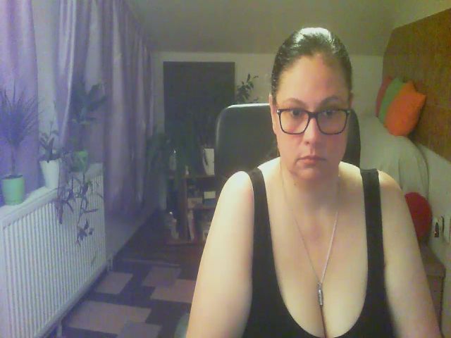 Live sex webcam photo for boosty4you #268963463