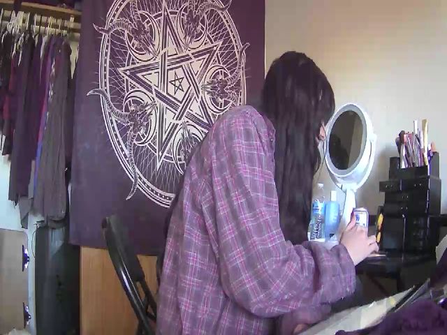 Live sex webcam photo for LilithLucid #268964201