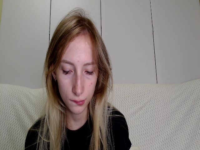 Live sex webcam photo for Pixie_mia #268947399