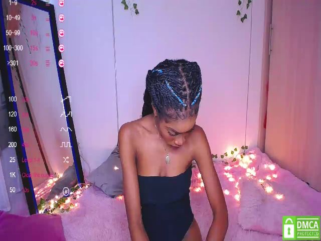 Live sex webcam photo for Aria_brown_ #268960229