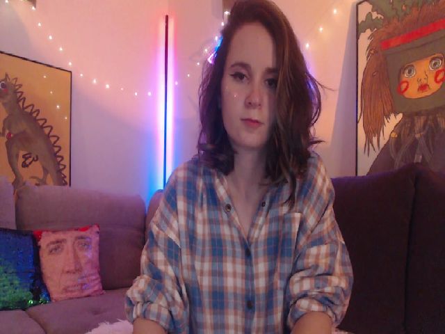 Live sex webcam photo for LizzyPeach #268963583