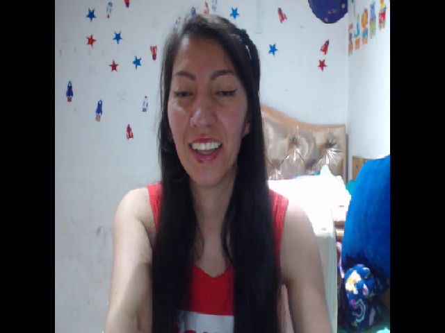 Live sex webcam photo for Kaymilf #268965312