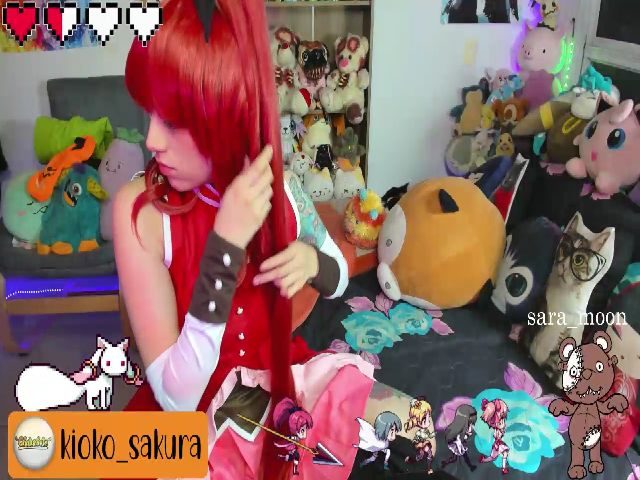 Live sex webcam photo for Sara_Skys #268950117