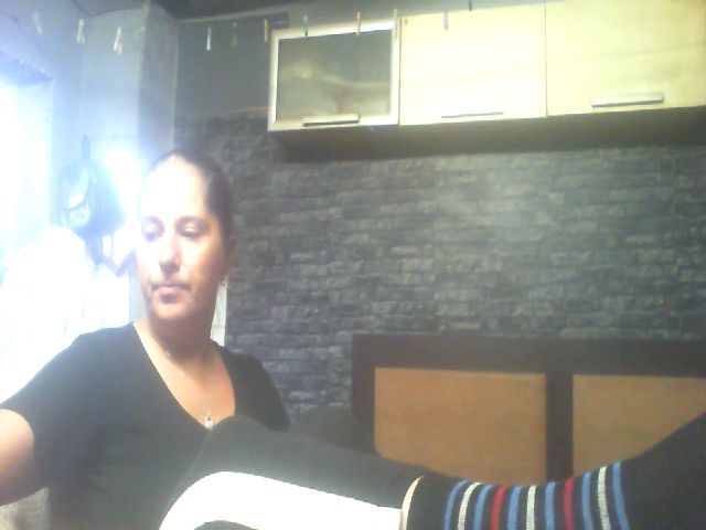 Live sex webcam photo for MGabrielle #268952392