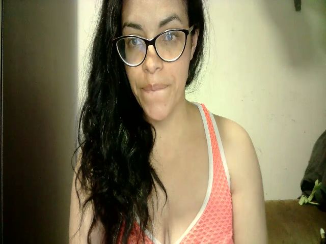 Live sex webcam photo for ROCK_CRISTAL #268955192