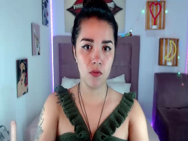 Live sex webcam photo for Graicy_Reyes #268958662