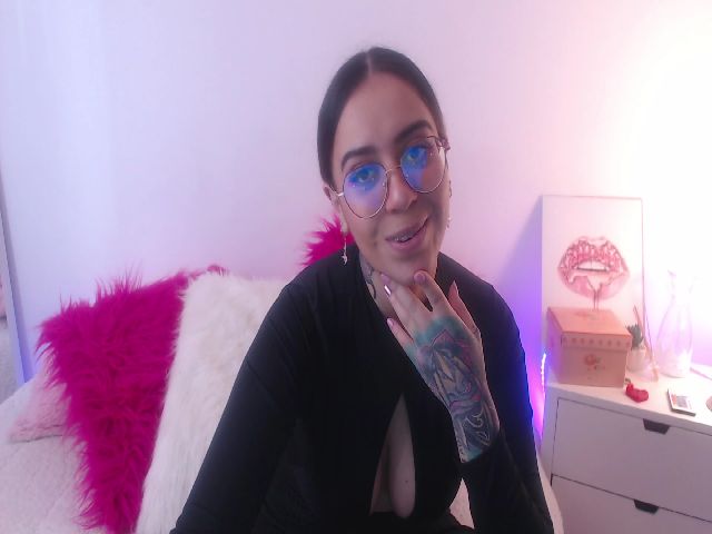 Live sex webcam photo for SamPuckett #268960007