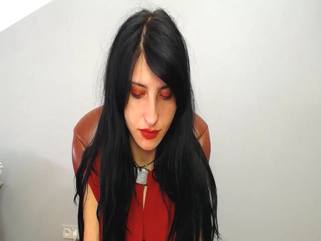 Live sex webcam photo for SnowSpacee #268952917